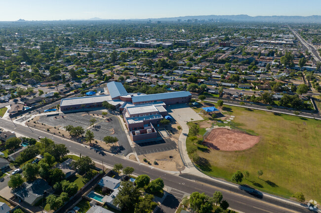 Welcome to the downtown area of Alhambra located in Phoenix, AZ.