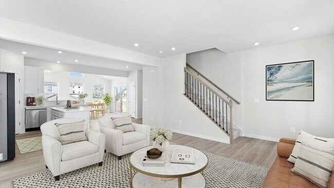 102 Monroe Ave, Ranson, WV 25438 - photo 3