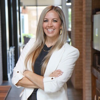 Jennifer Flores Bono