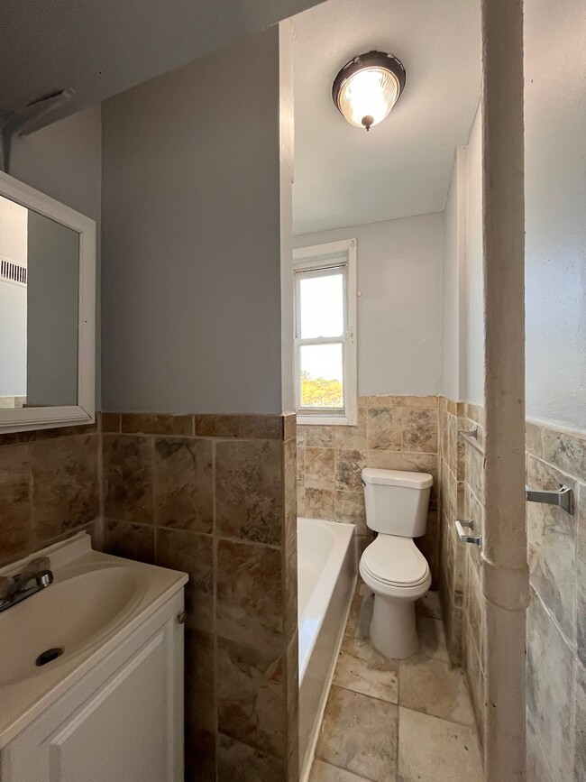 80 Lake St unit 8, Jersey City, NJ 07306 - photo 3