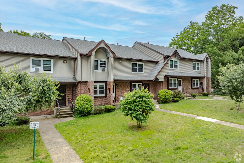 Arbor Park I, Meriden, CT 06451 - photo 1
