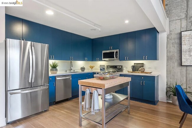 Sierra At Jack London Square unit 518, Oakland, CA 94607 - photo 4