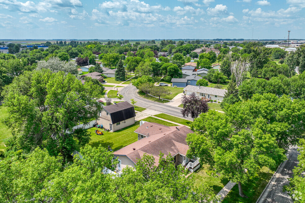 NH_RiverWest_549474_P2_V2_MP_101524