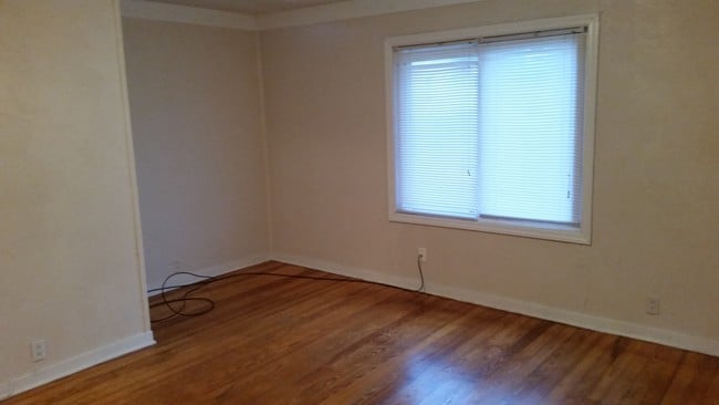 253 Church St unit 1, Indiana, PA 15701 - photo 3