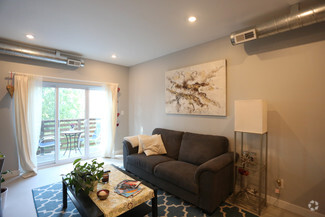 4321 Manchester Ave, Saint Louis, MO 63110