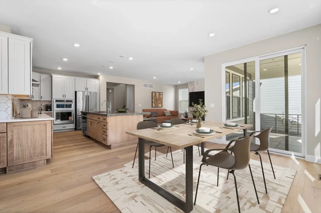 11110 Encantado Trail, Lone Tree, CO 80134 - photo 4