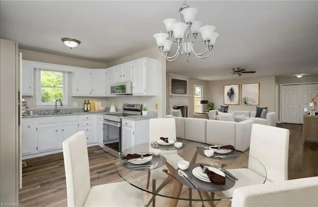 4219 Chilton Way, High Point, NC 27265 - photo 4