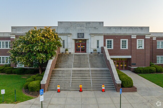 Huntsville High School serves grades 9 through 12 in Huntsville.