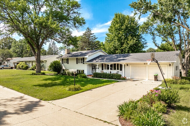 Variations of the split level style home are common in The Heights neighborhood.