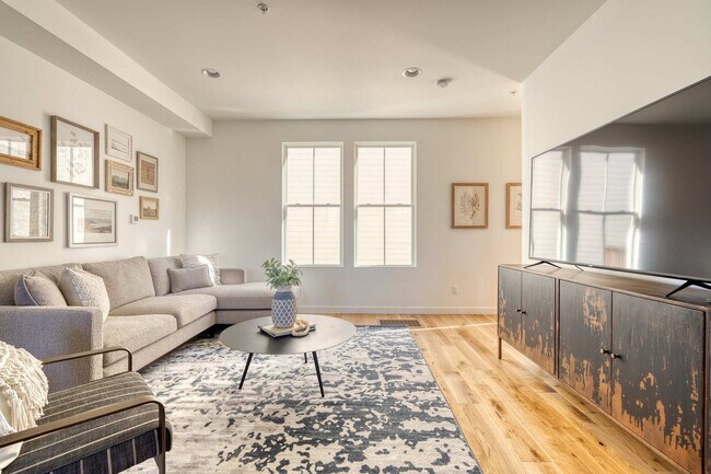 516 NE 56th Ave unit ID1309842P, Portland, OR 97213 - photo 4