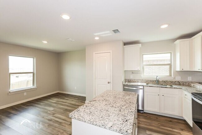 178 Drifter Dr, Newark, TX 76071 - photo 5