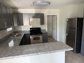 3316 Laplace St, Chalmette, LA 70043