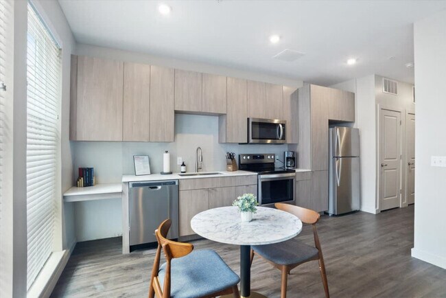 3922 Foster St unit ID1014450P, Pittsburgh, PA 15201 - photo 6