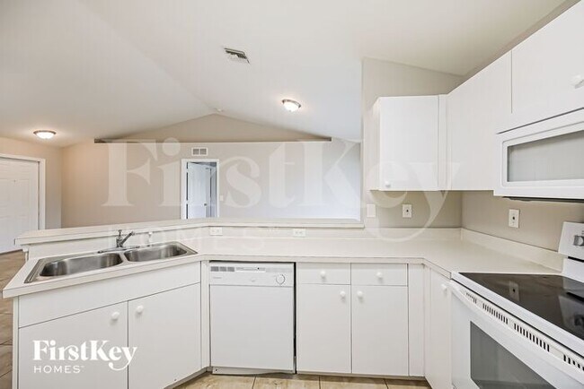 3734 11th St W, Lehigh Acres, FL 33971 - photo 7