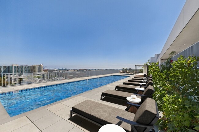 Thrive on 5th, San Pedro, CA 90731 - photo 3