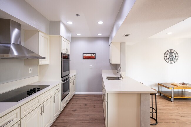 La Casita Condominium unit 115, Redondo Beach, CA 90277 - photo 7