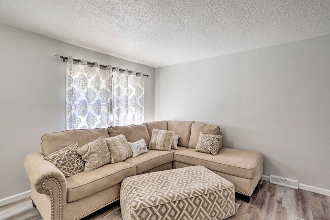 6834 Woodmeadow Dr unit ID1287554P, Toledo, OH 43617 - photo 5