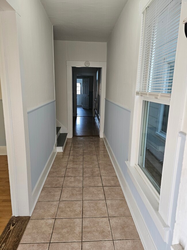 421 Tazewell Ave unit 421 Cape Charles, Cape Charles, VA 23310 - photo 3