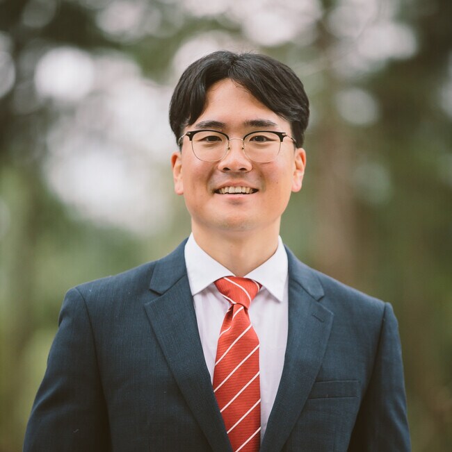 Derek Ahn