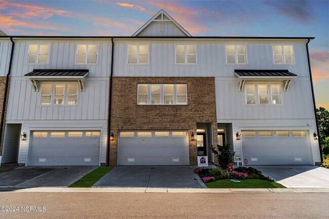 821 Anchors Bend Way unit ,  17, Wilmington, NC 28411 - photo 6