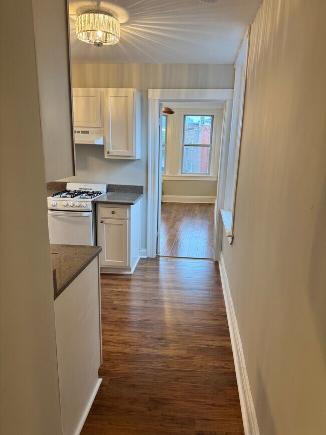 224 Hanover St unit 20M, Boston, MA 02113 - photo 6
