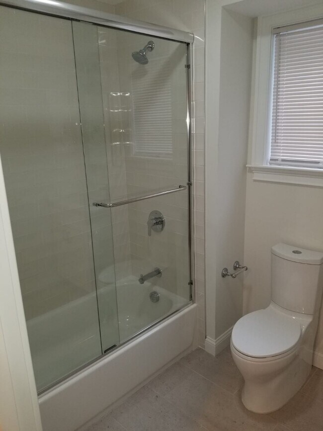 43 Oak St unit 1, Somerville, MA 02143 - photo 4