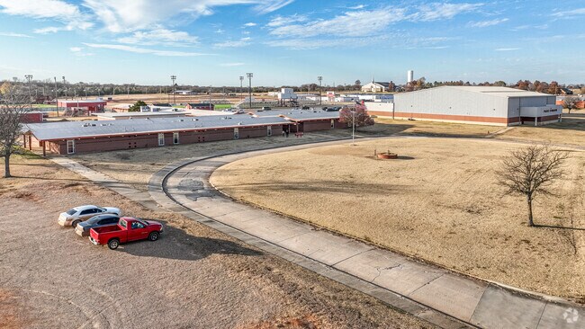 Prague Middle School is a great Jr. High in Prague.