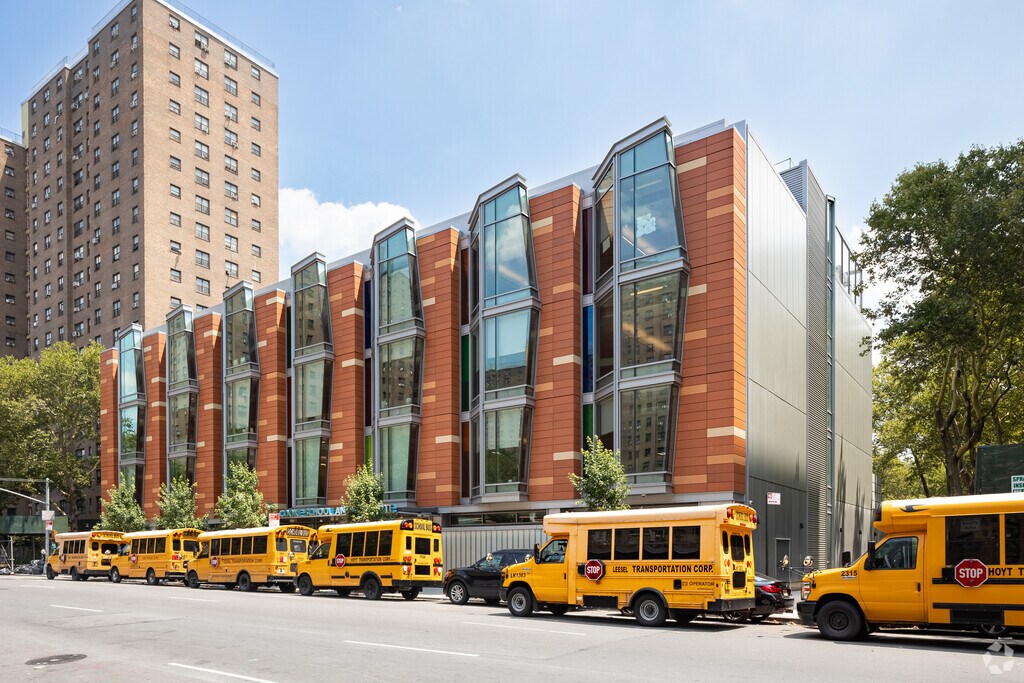 Cooke School & Institute provides Top-tier education for all ages in East Harlem.
