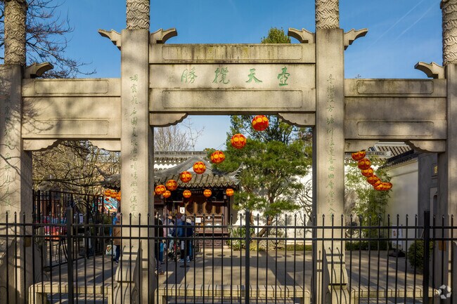 Entrance to Lan Su Chinese Garden in Old Town Chinatown, Portland, Oregon.