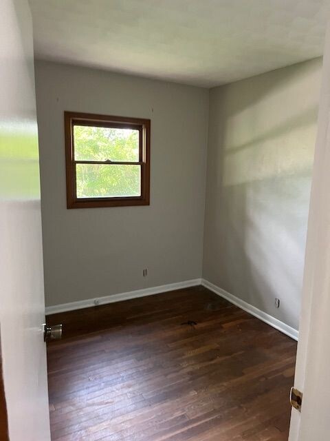 503 S 3rd St, Ellettsville, IN 47429 - photo 6