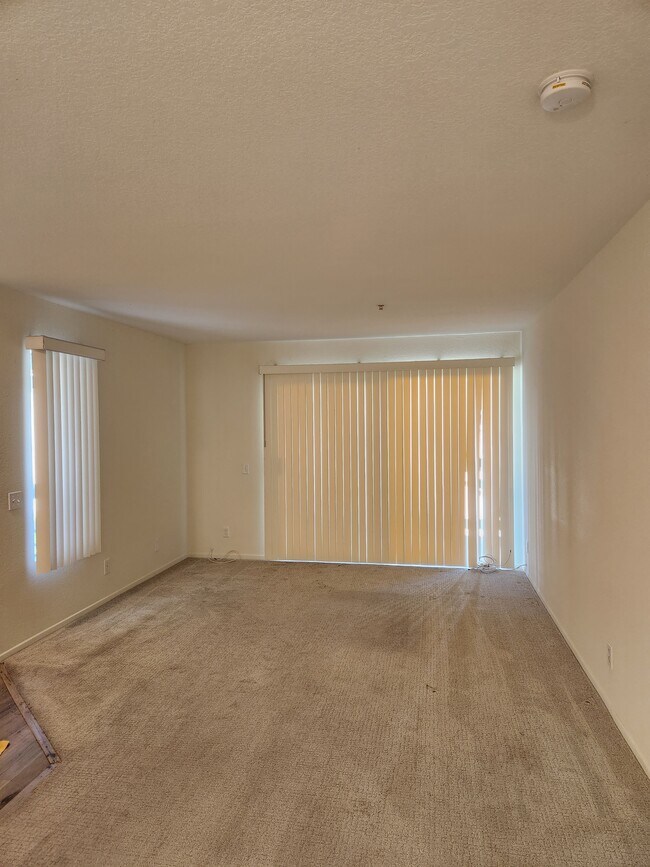 8707 E Indian Hills Rd unit H, Orange, CA 92869 - photo 5