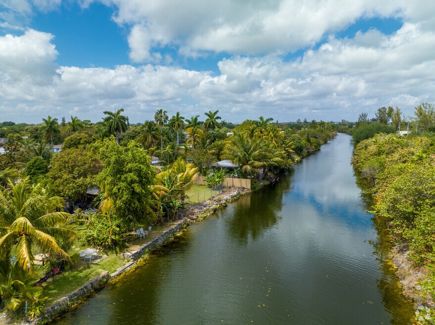 Biscayne Gardens East