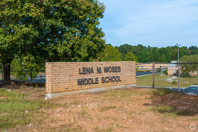 Lena Mae Moses Middle School is located at  1066 Old County Farm Rd #0345, Dallas, GA 30132.