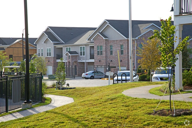 Arbor Trace at Canopy, Tallahassee, FL 32308 - photo 7