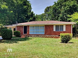 1348 David Cir, Decatur, GA 30032