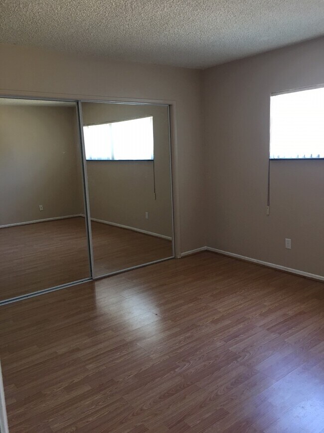 613 S Shelton St unit A, Burbank, CA 91506 - photo 5