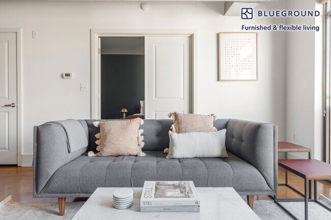 1425 P St NW unit FL7-ID69, Washington, DC 20005 - photo 2