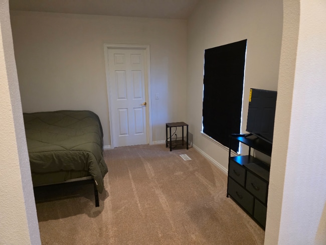 4015 Wanda St, Ammon, ID 83406 - photo 3