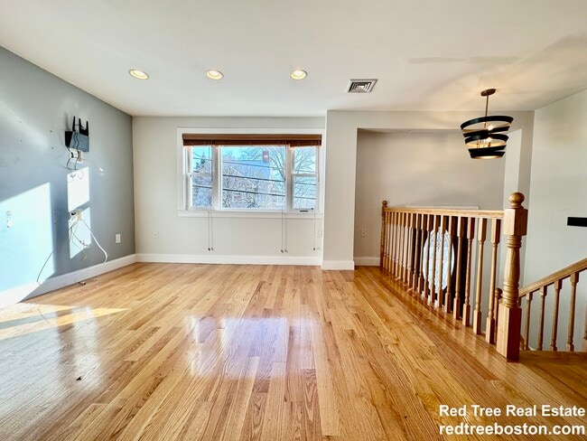 62 Dunboy St, Boston, MA 02135 - photo 5
