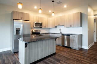 221 Trowbridge St NE, Grand Rapids, MI 49503
