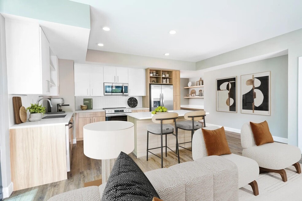 Modera McGavock, Nashville, TN 37203 - photo 1