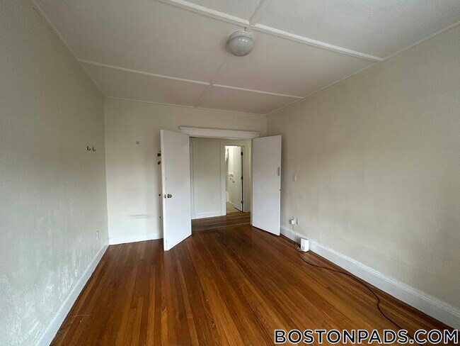 1175 Boylston St unit 6, Boston, MA 02215 - photo 4