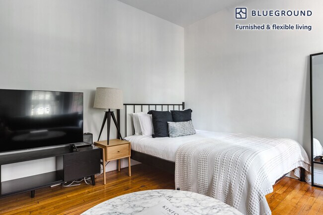 49 Worthington St unit FL1-ID1072, Boston, MA 02120 - photo 6