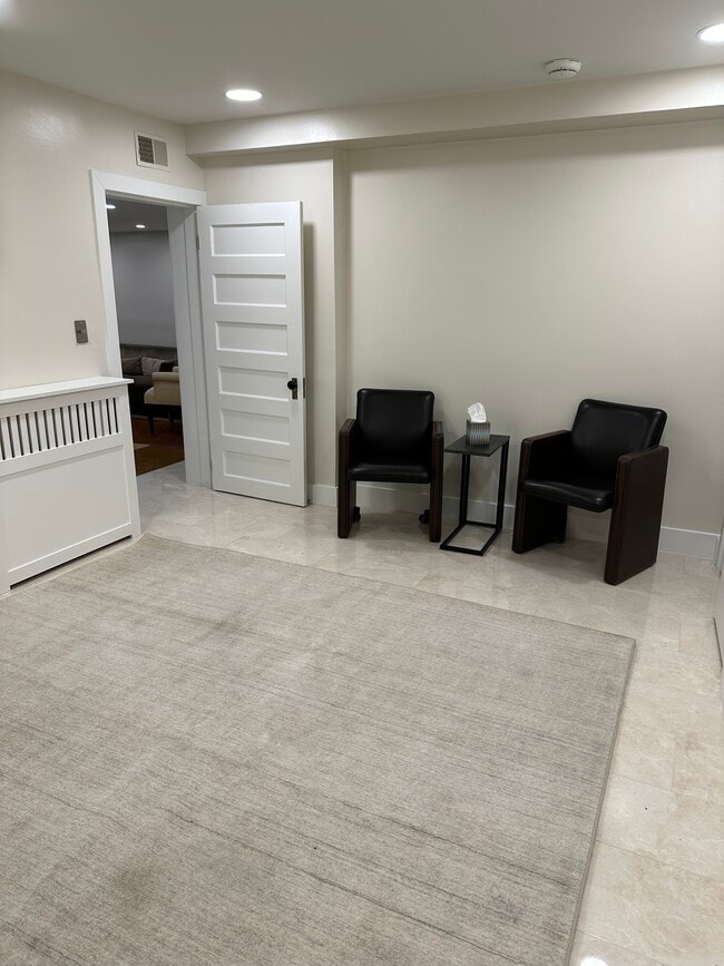 Bedroom Can Supply Bed