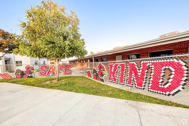 Carnelian Elementary students stay safe and kind.
