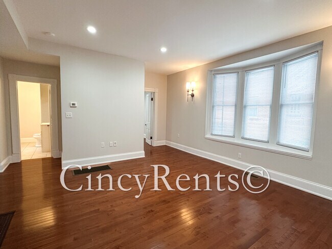 3942 Hazel Ave unit 1, Cincinnati, OH 45212 - photo 5