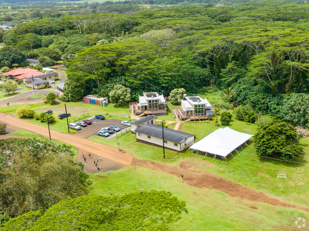 Kawaikini Public Charter School in Puhi