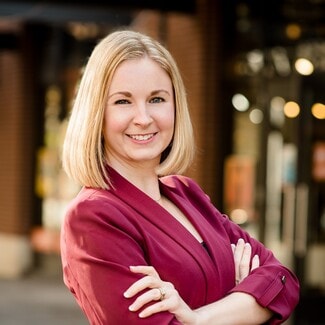 Lisa Stone