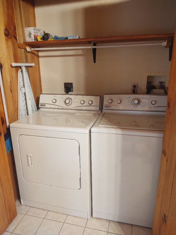 2306 Sugarloaf Rd, Hendersonville, NC 28792