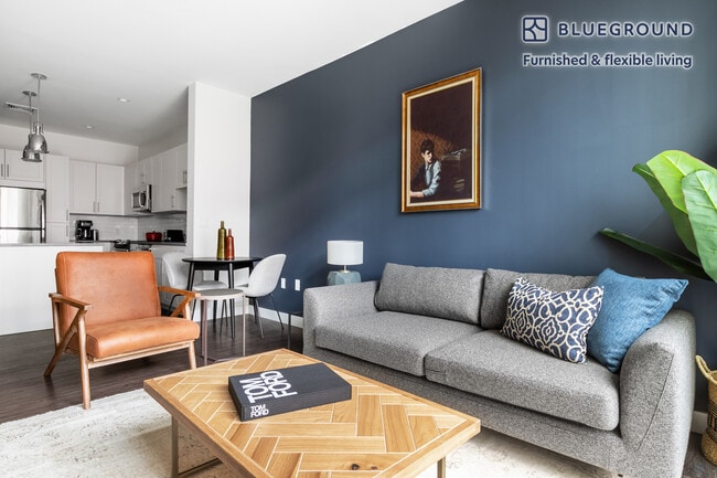 449 Canal St unit FL4-ID229, Somerville, MA 02145 - photo 2